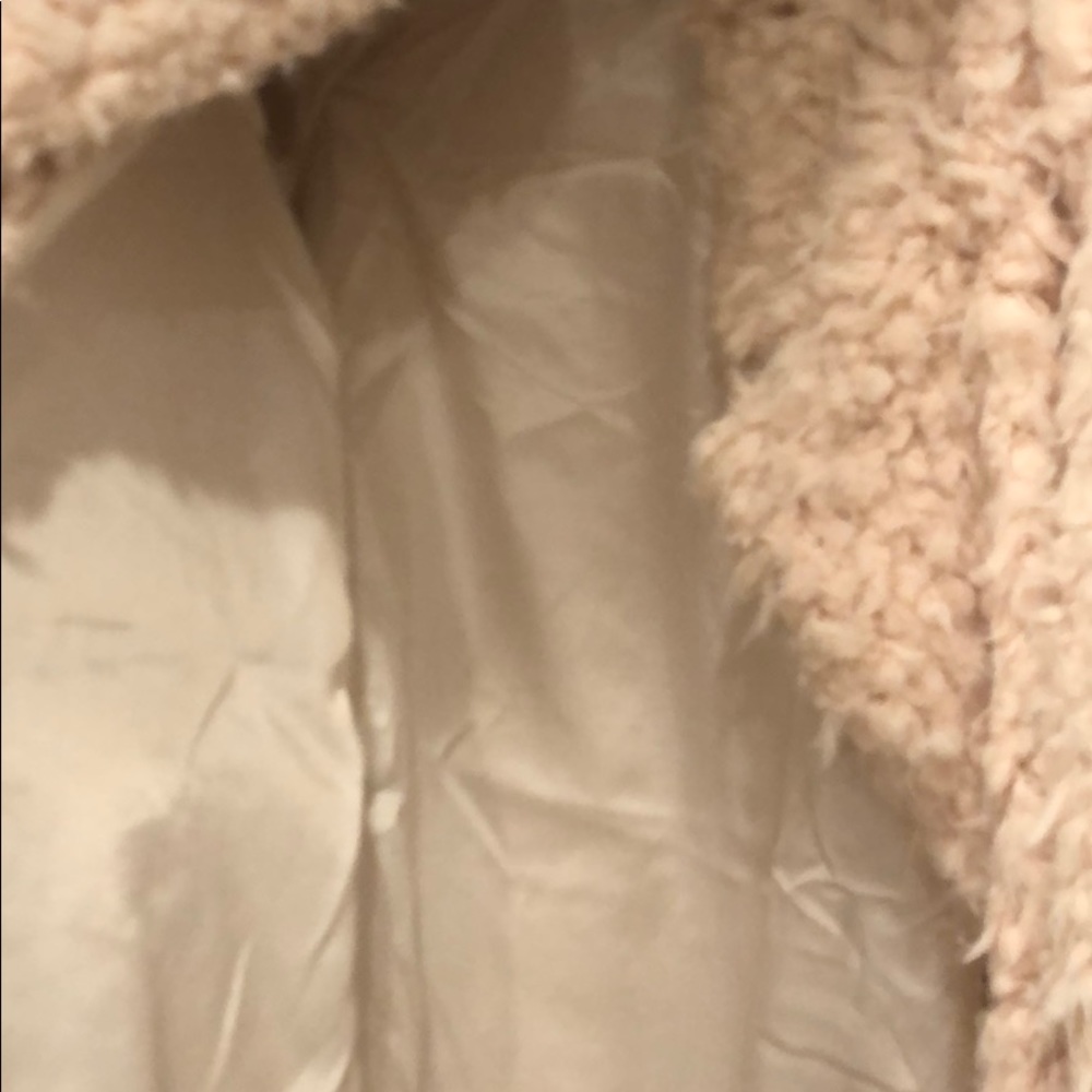 ❤️So Soft! Blush Fuzzy Open Teddy Coat! - Picture 6 of 6